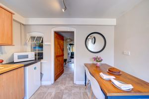 Breakfast Kitchen- click for photo gallery